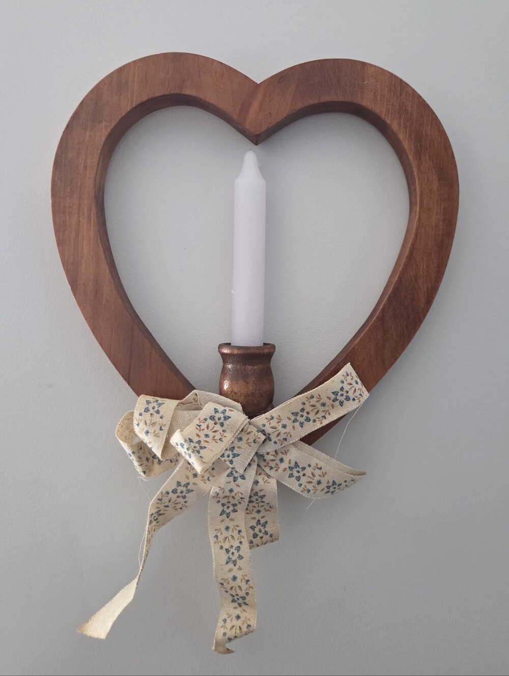 Wooden Heart Candle Holder Wall Decor – Approx. 9" x 11" 🤎